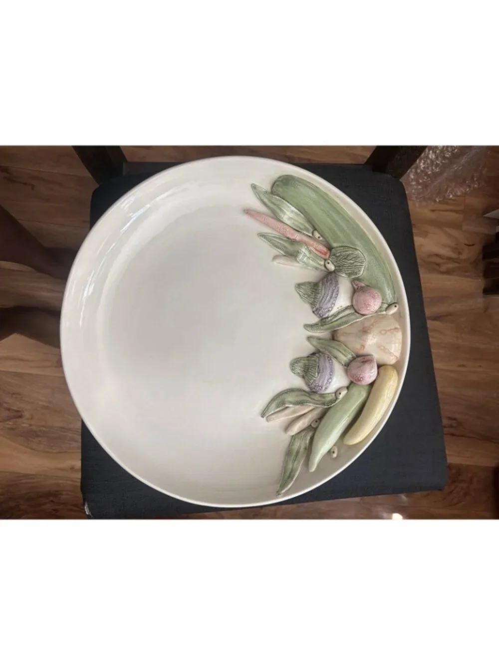Vintage Majolica Style Raised Relief Vegetable Serving Display Platter Plate